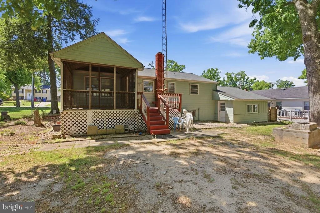 Photo of 9516 PARK AVENUE