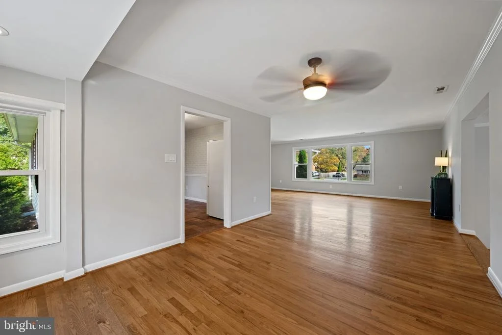 Photo of 19724 MEREDITH DRIVE