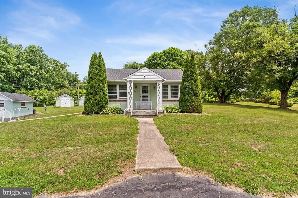 Photo of 168 BLACKSNAKE ROAD
