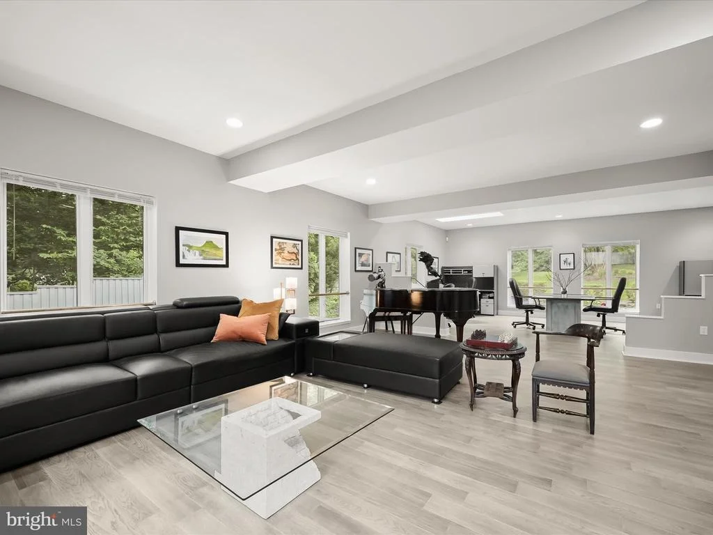 Photo of 1199 ASQUITHPINES PLACE