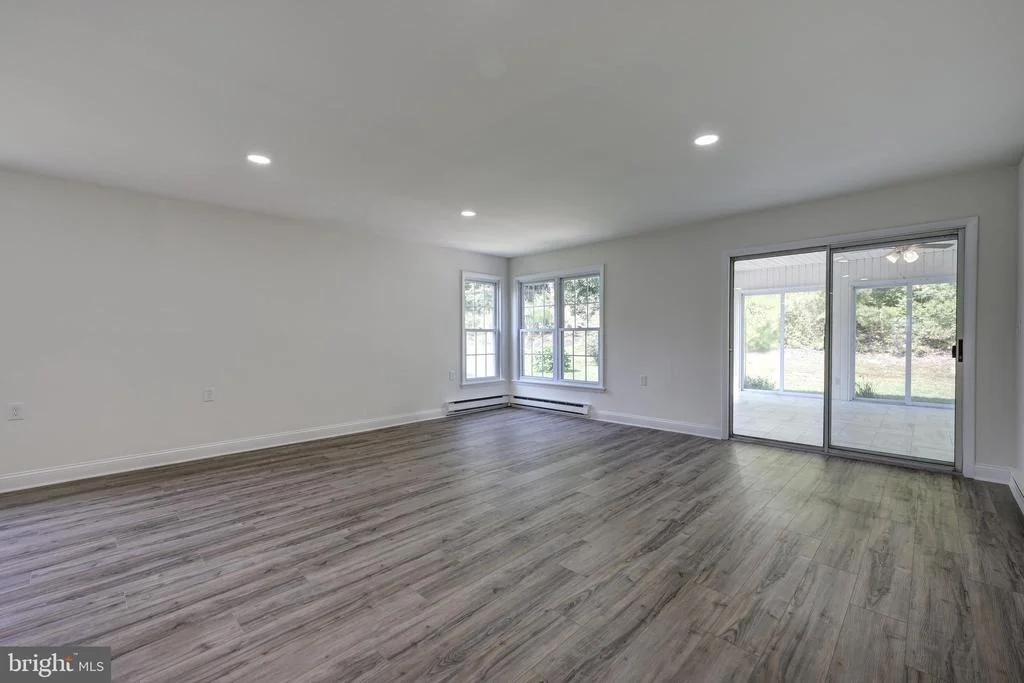 Photo of 116 BUCKINGHAM DRIVE