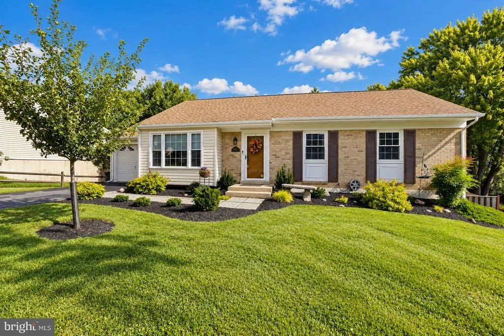 Photo of 10425 SWEEPSTAKES ROAD