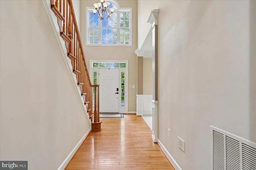 Photo of 42855 CHATELAIN CIRCLE