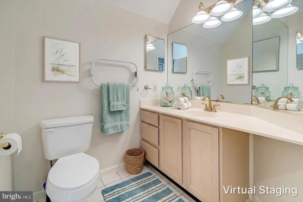 Photo of 208 POND VIEW DRIVE