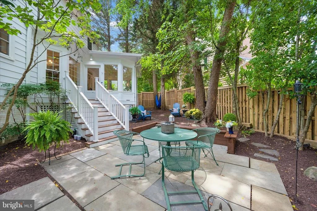 Photo of 8900 ELLSWORTH COURT