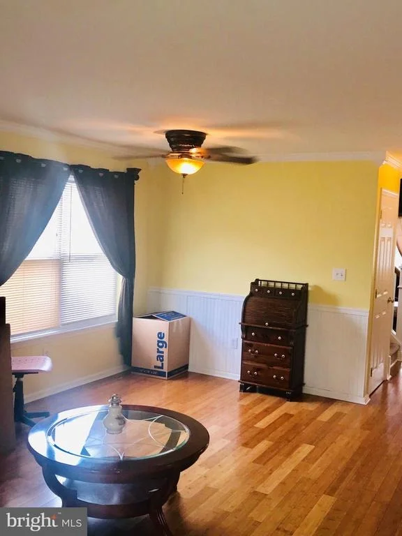 Photo of 668 WARREN DRIVE