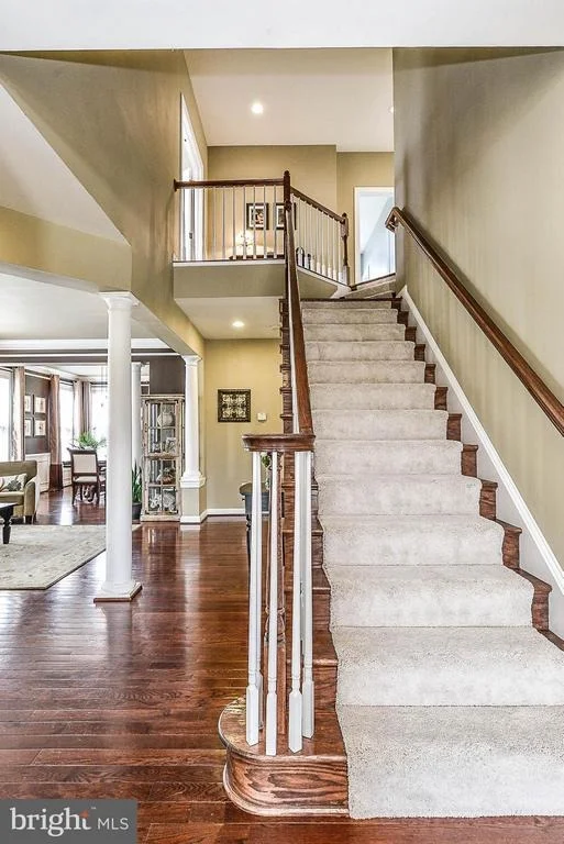 Photo of 23049 MINERVA DRIVE