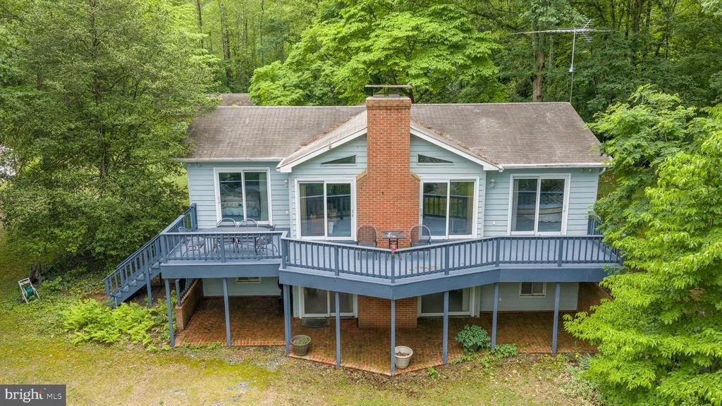 Photo of 303 PINE DRIVE