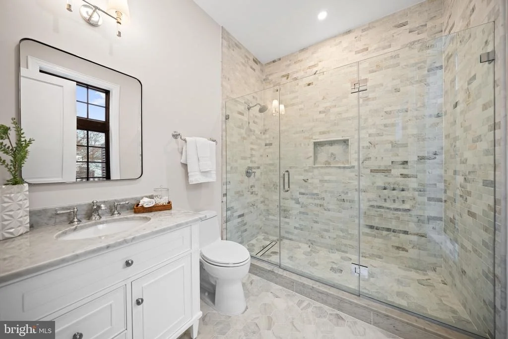 Photo of 5125 UPTON STREET NW