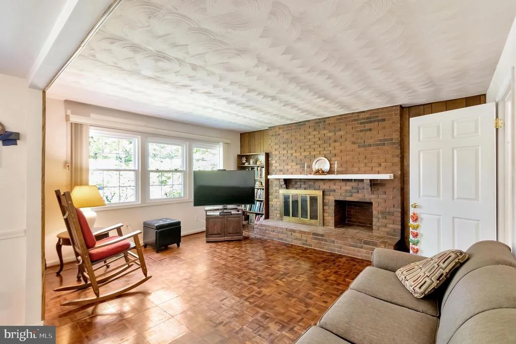 Photo of 14040 BREEZE HILL LANE