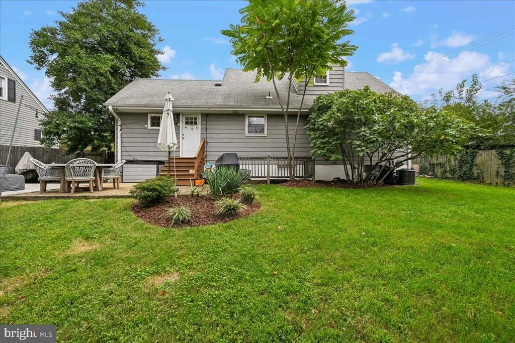 Photo of 6722 WILLIAMS DRIVE