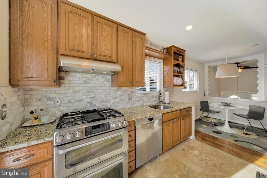 Photo of 7106 KERR DRIVE