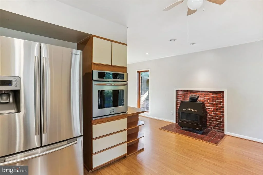 Photo of 816 OLIVE DRIVE