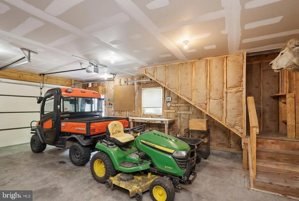Photo of 253 GLEANINGS DRIVE