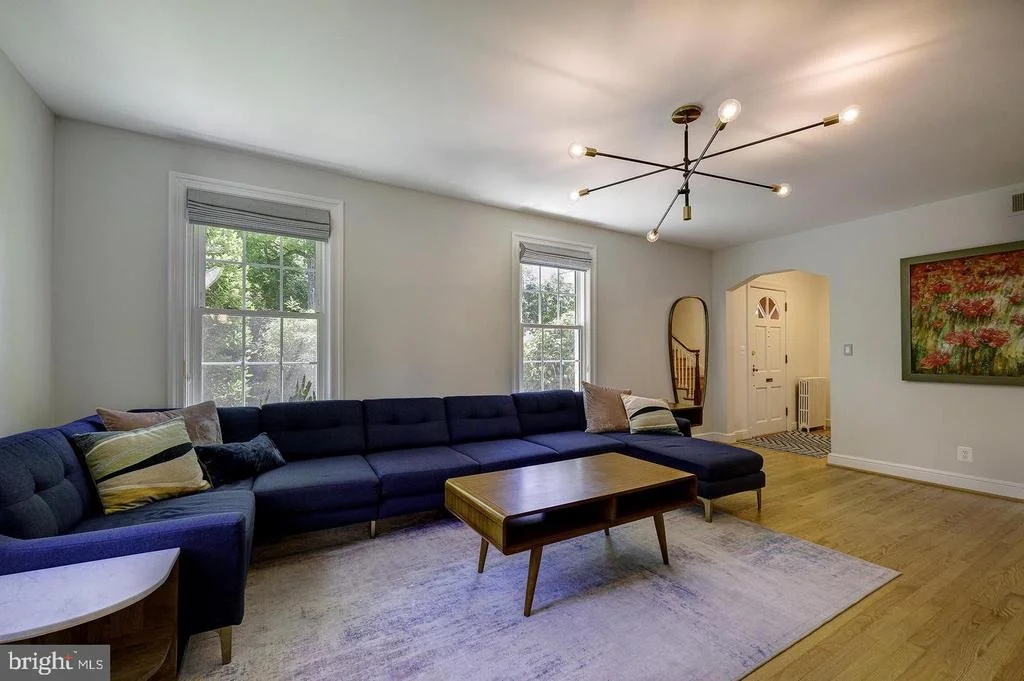 Photo of 3905 LAIRD PLACE