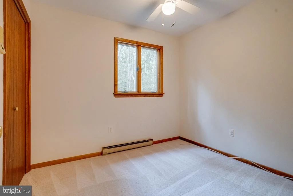 Photo of 2010 FALLSGROVE WAY