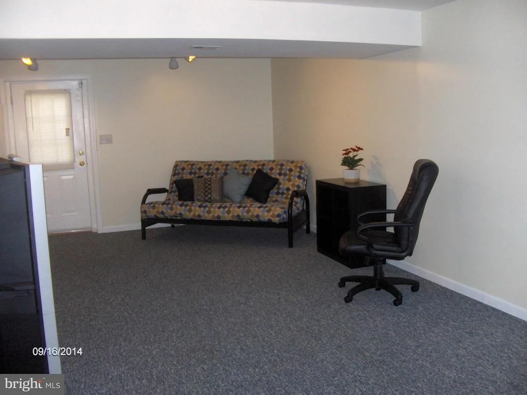 Photo of 6401 UPLANDS ROAD