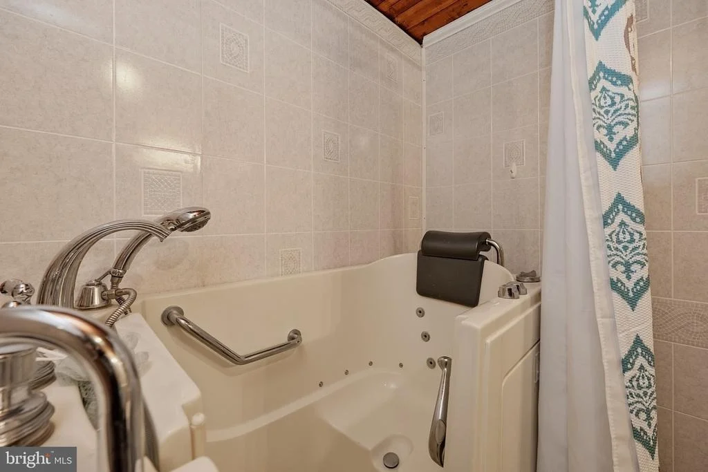 Photo of 2189 TABLE ROCK ROAD