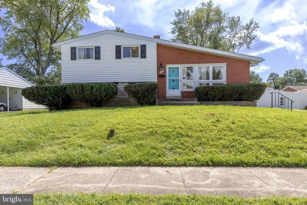 Photo of 3308 GREENMEAD ROAD