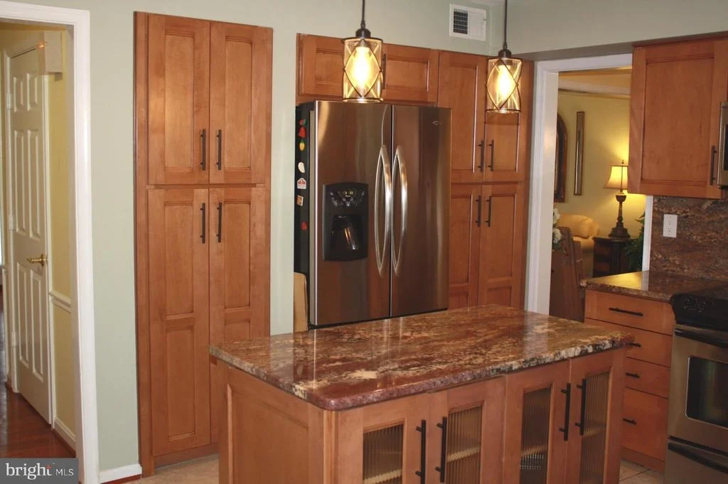 Photo of 8606 COMPASS COURT