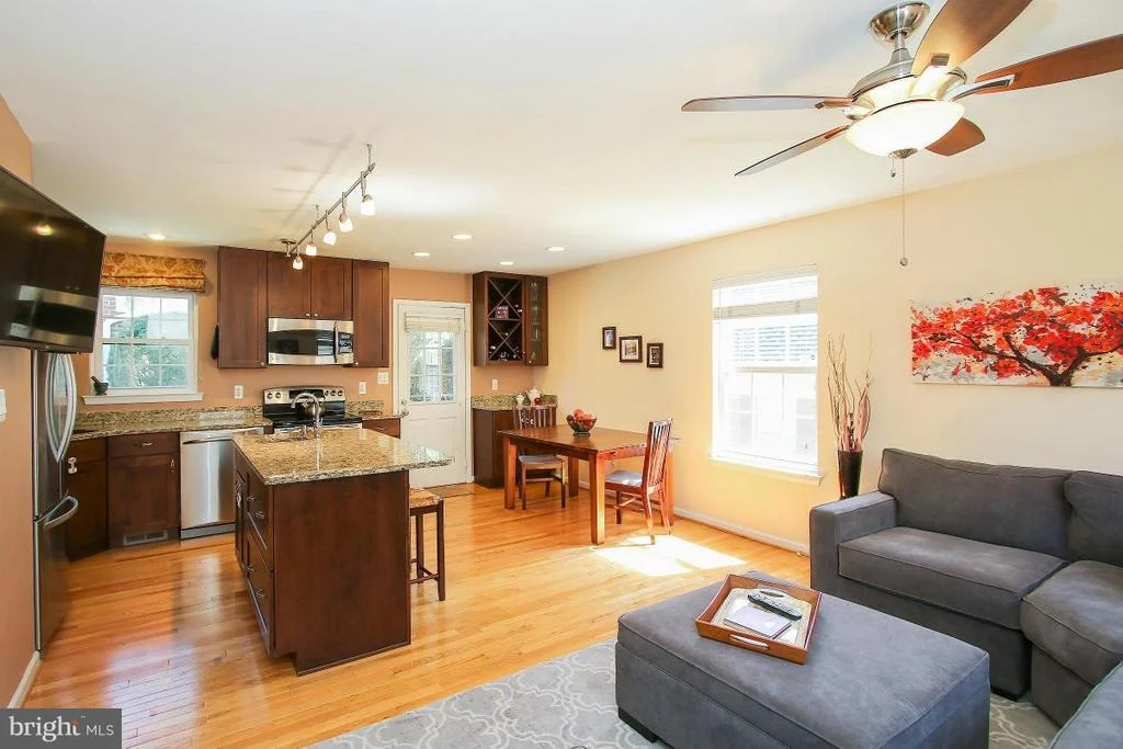 Photo of 9710 PLEASANT GATE LANE