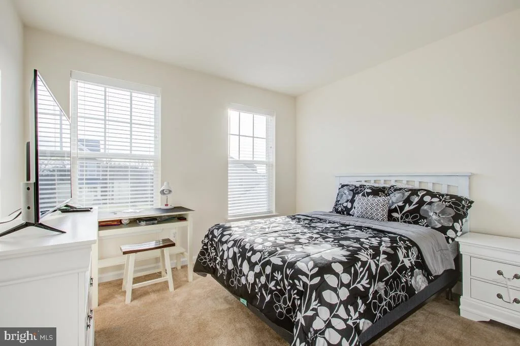 Photo of 5502 HAWK RIDGE ROAD