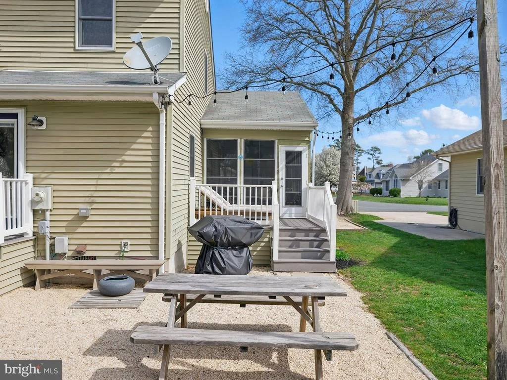 Photo of 948 HAWKSBILL STREET