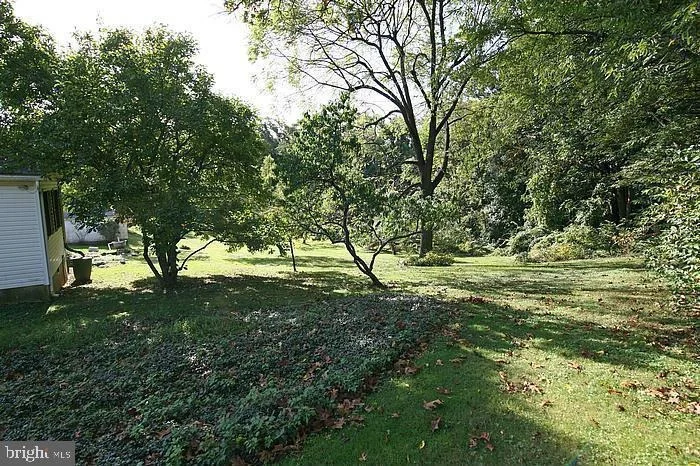 Photo of 5439 SHOOKSTOWN ROAD