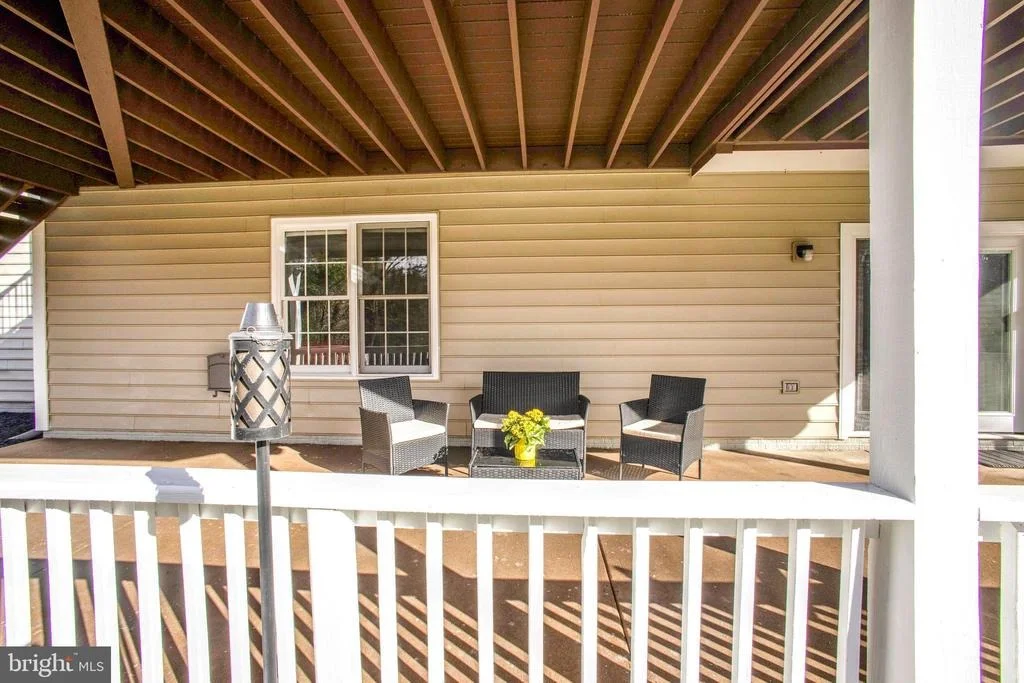Photo of 47556 COMPTON CIRCLE