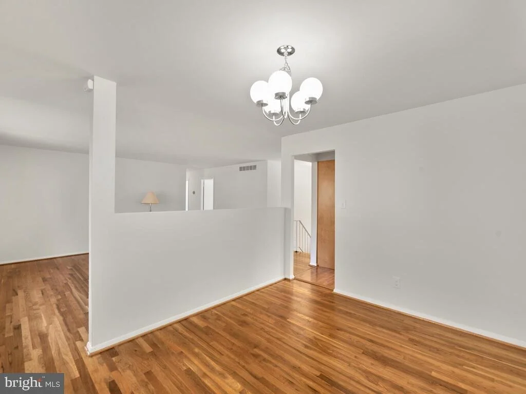 Photo of 5013 ELIOTS OAK ROAD