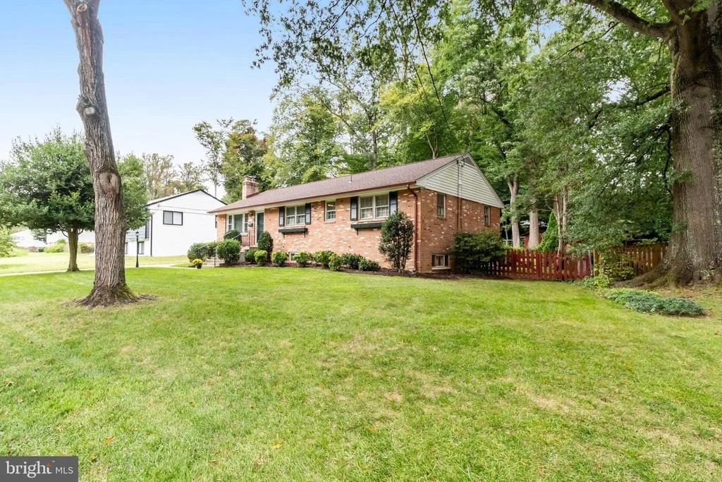 Photo of 5644 RAVENEL LANE