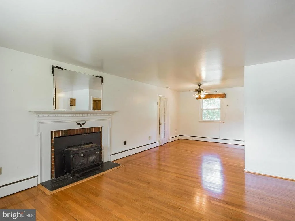 Photo of 18108 MUNCASTER ROAD