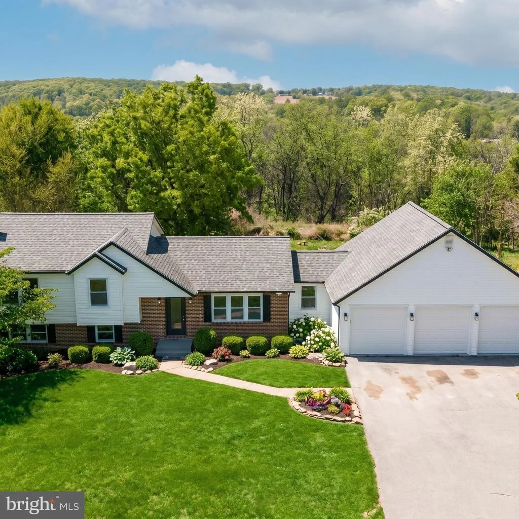 Photo of 3174 CARDINAL DRIVE