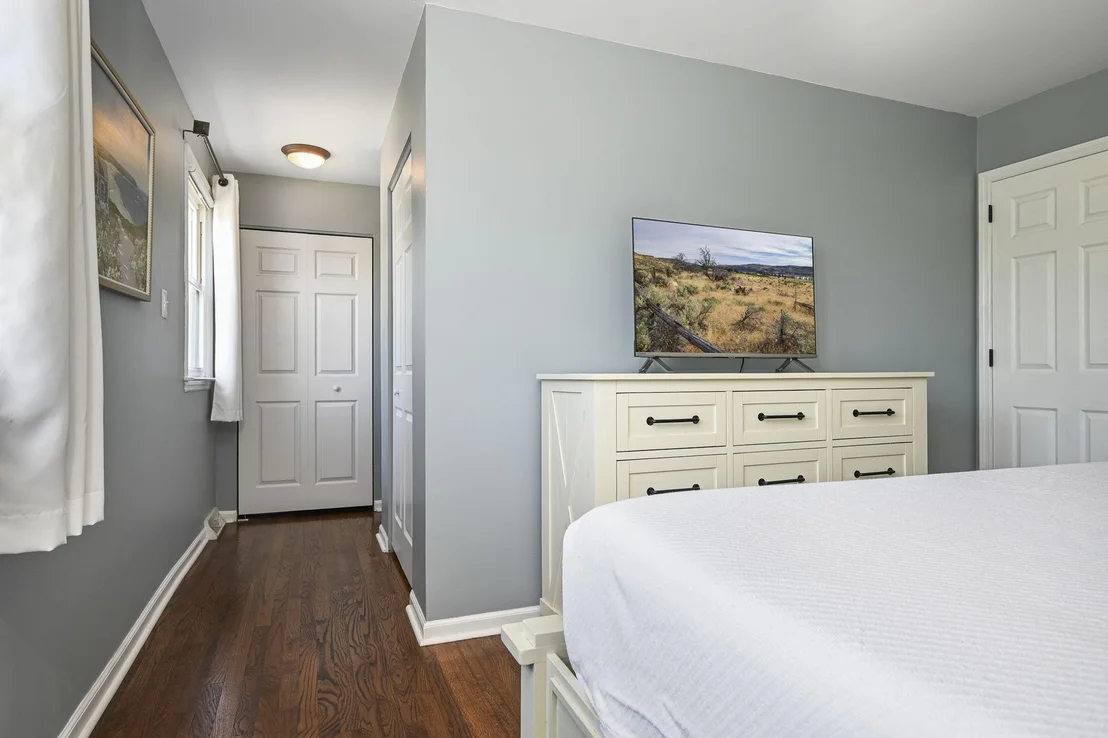Photo of 559 CABOT DRIVE