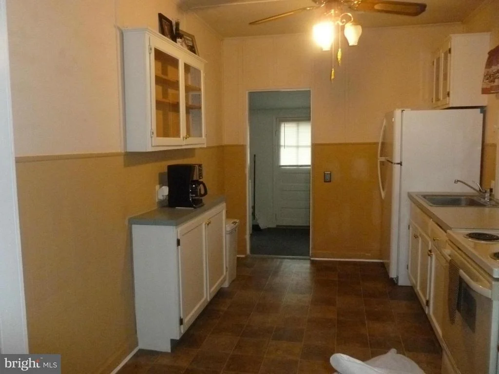 Photo of 6015 POPLAR ROAD