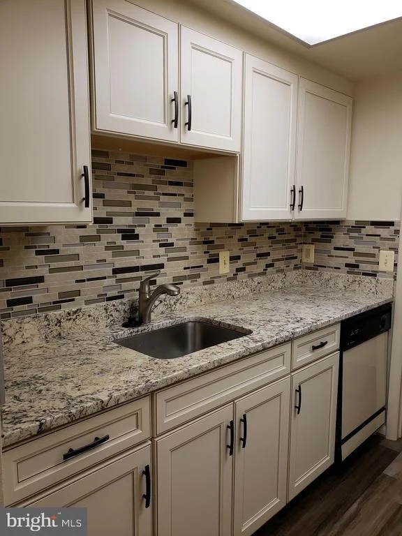 Photo of Unit 73C at 3600 GLENEAGLES DRIVE