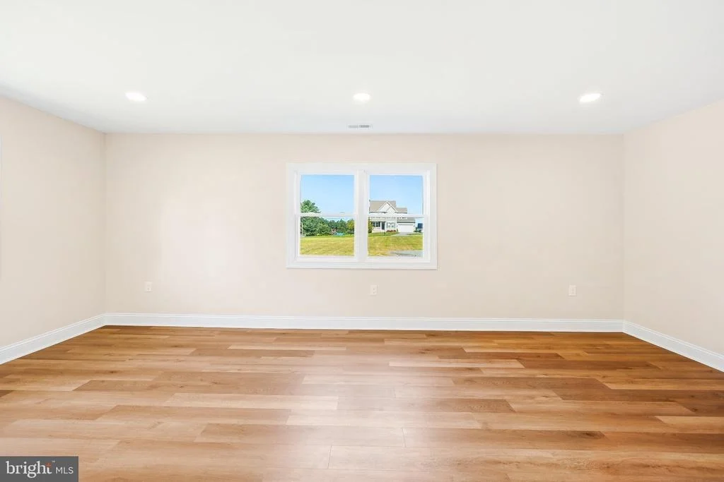 Photo of 692 RIDGE
