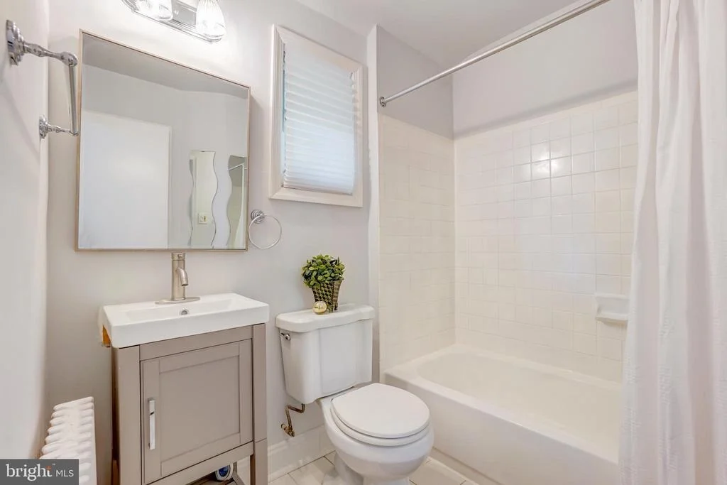 Photo of 2303 BRETON DRIVE