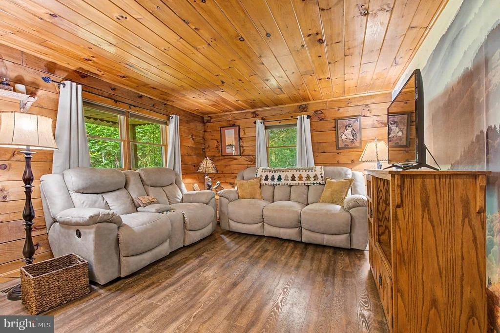 Photo of 482 PERGIN FARM ROAD