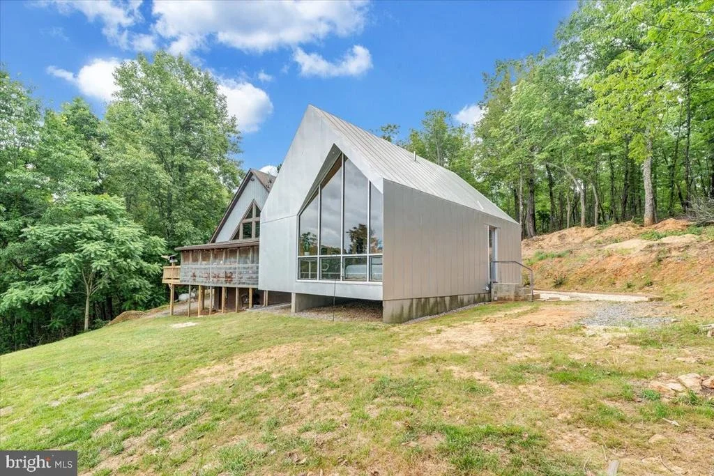 Photo of 722 FOLEY RIDGE ROAD