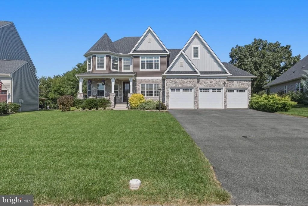 Photo of 1420 PEDIGREE STREET