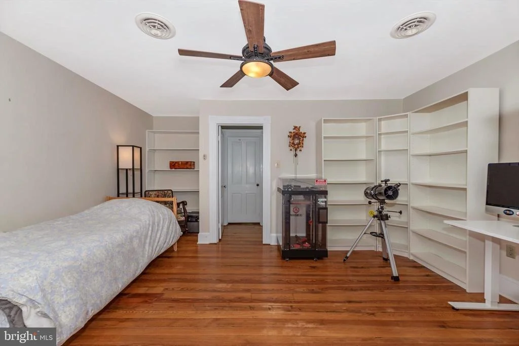 Photo of 403 WALNUT STREET