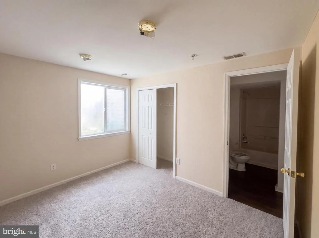 Photo of 32 LEENA LANE