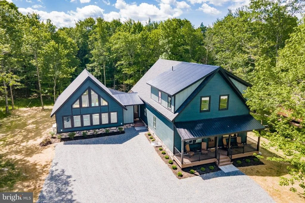 Photo of 49 GREENSTONE WAY