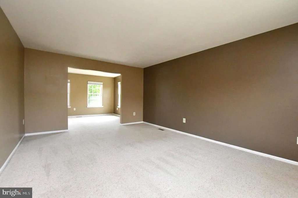 Photo of 46 CHRISTOPHER WAY