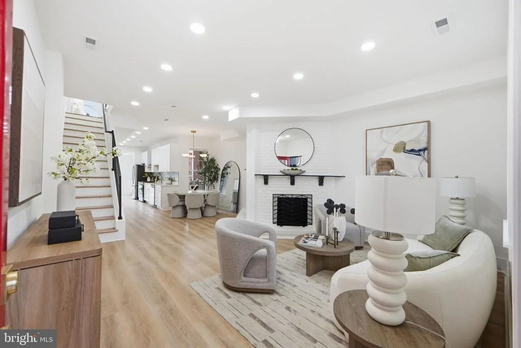 Photo of 325 14TH STREET NE