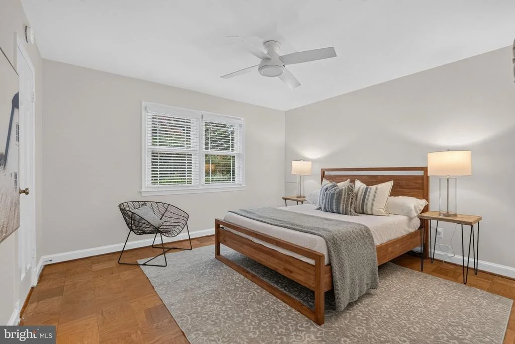 Photo of 415 CROWN VIEW DRIVE