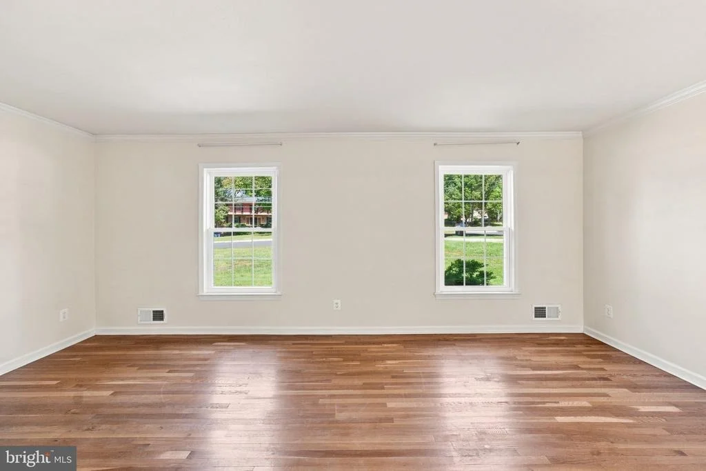 Photo of 2400 E GATE DRIVE