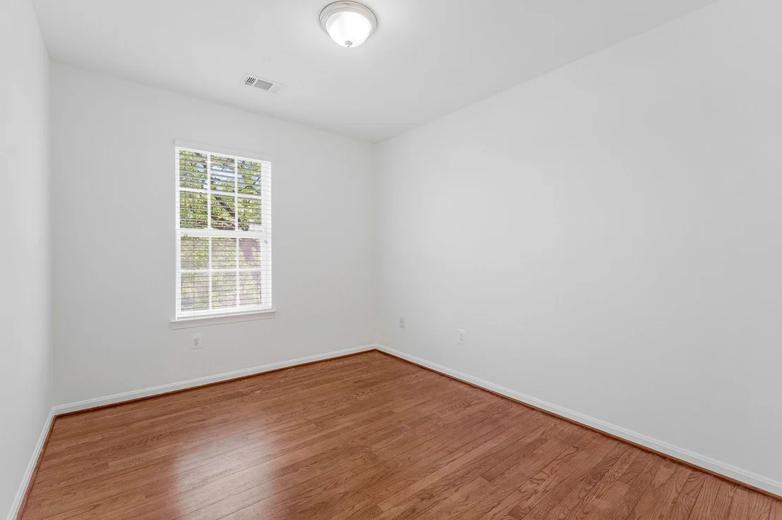Photo of 3683 BLENHEIM BOULEVARD