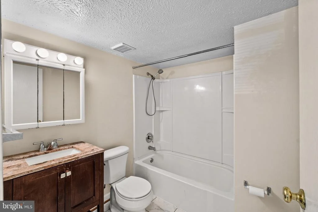 Photo of 1312 HILLCREST DRIVE